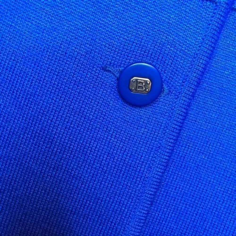 Chic Blue Button-Down Cardigan - Picture 2 of 8